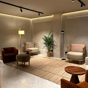https://caledonian.topbarcelonahotels.com